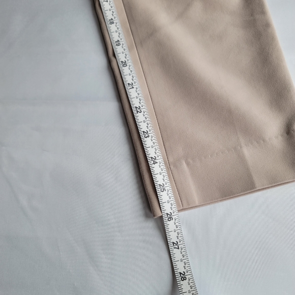 Calvin Klein Trousers - size 0 - Picture 13 of 13